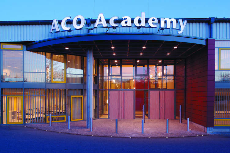 ACO Academy Front Neu